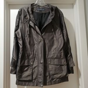 [NWOT] Kristen Blake Women's Lightweight Jacket with Hoodie Metalic - Size M